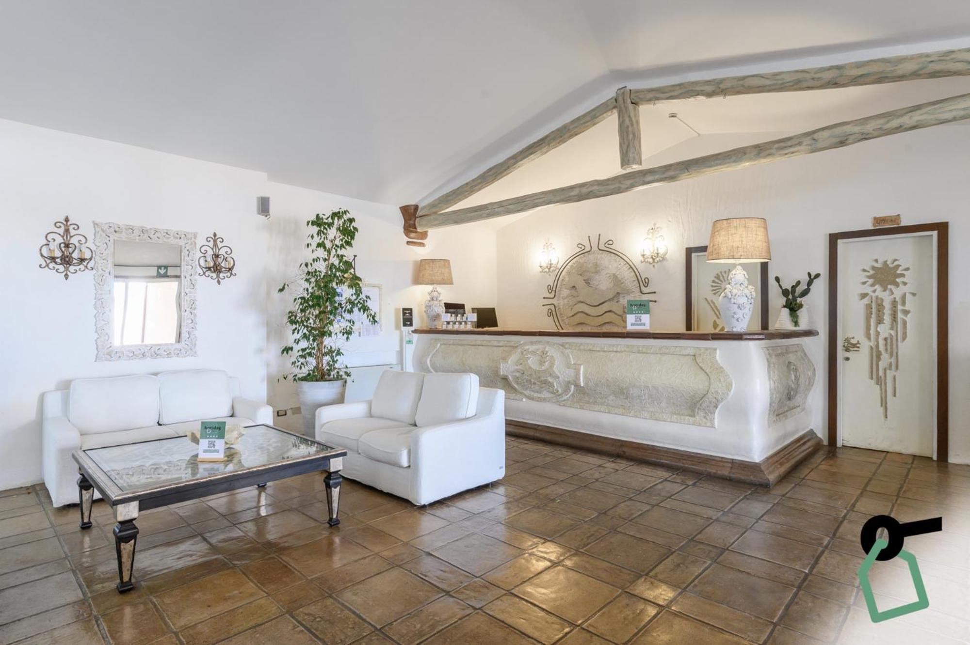 Hotel Hotiday Collection -